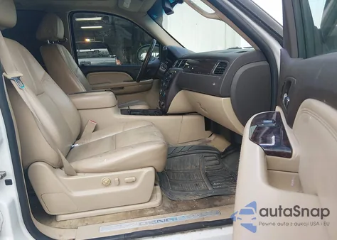 2007 GMC Yukon Xl 1500 Denali z USA, uszkodzony, nr VIN 1GKFK66837J229768